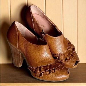 Miss Albright Brown Peep Toe Heels